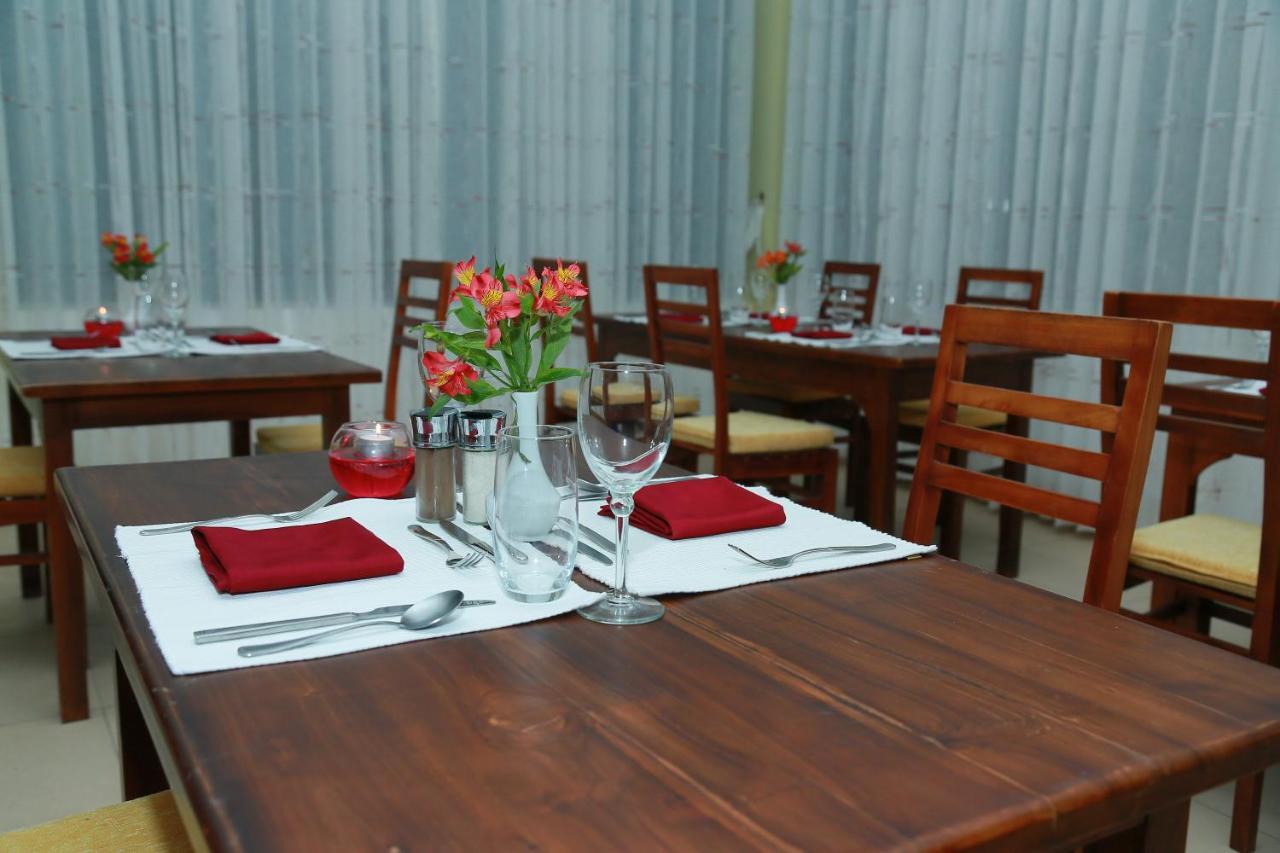 Lourdes Hotel Nuwara Eliya Extérieur photo