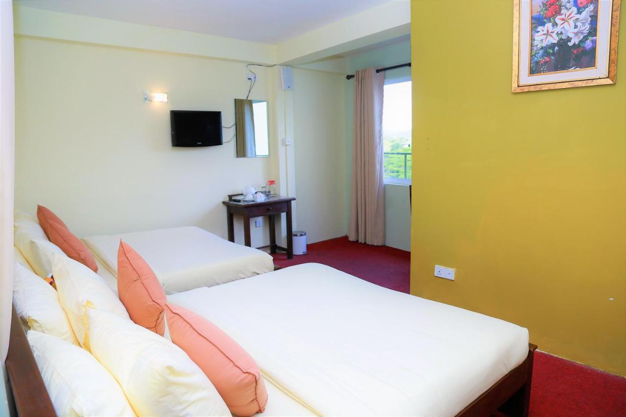 Lourdes Hotel Nuwara Eliya Extérieur photo