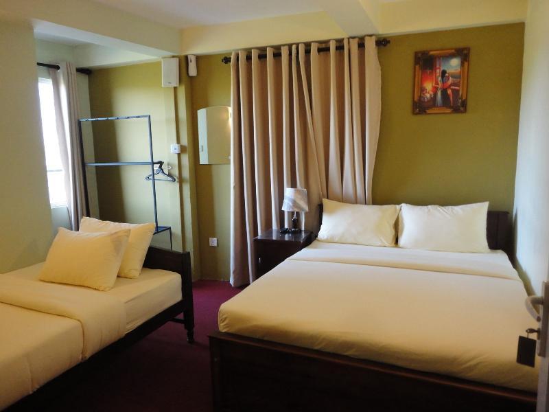 Lourdes Hotel Nuwara Eliya Extérieur photo